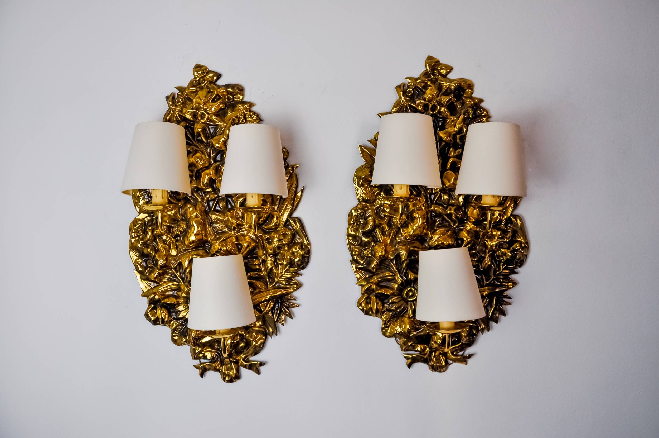 Pair of Frolaes sconces by Italo Valenti, brass Spain 197