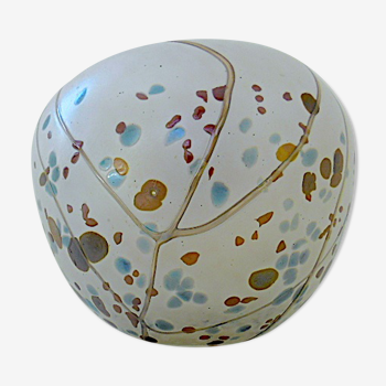 Vase globulaire en verre soufflé irisé de Malte atelier "Mtarfa"