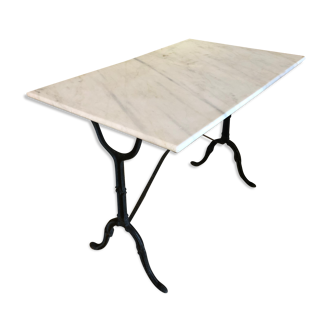 Table de bistrot en marbre