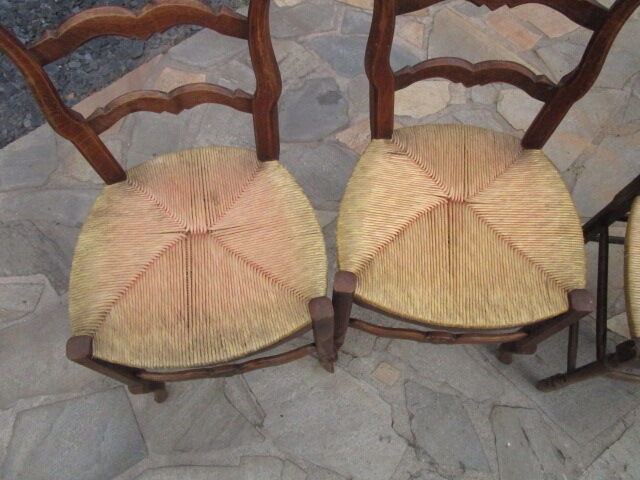 3 antique mulched chairs