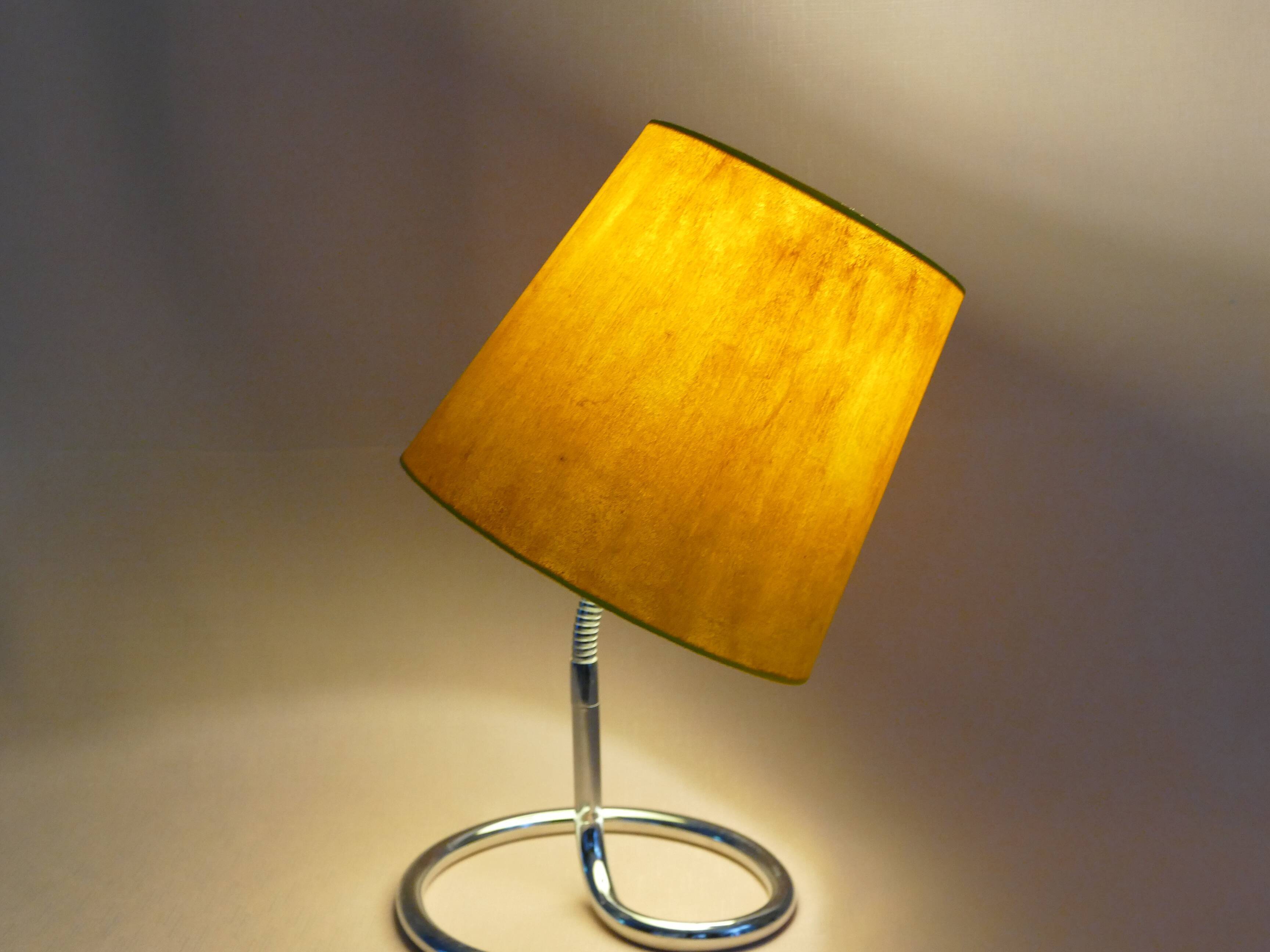 Vintage 80s yellow desk lamp with articulated arm