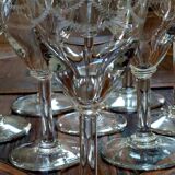 Set of 8 engraved crystal glasses – Louis XVI style