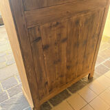 Parisian wardrobe/hosiery