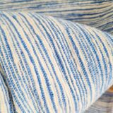 Plaid marocain artisanat rayures blanches et bleues