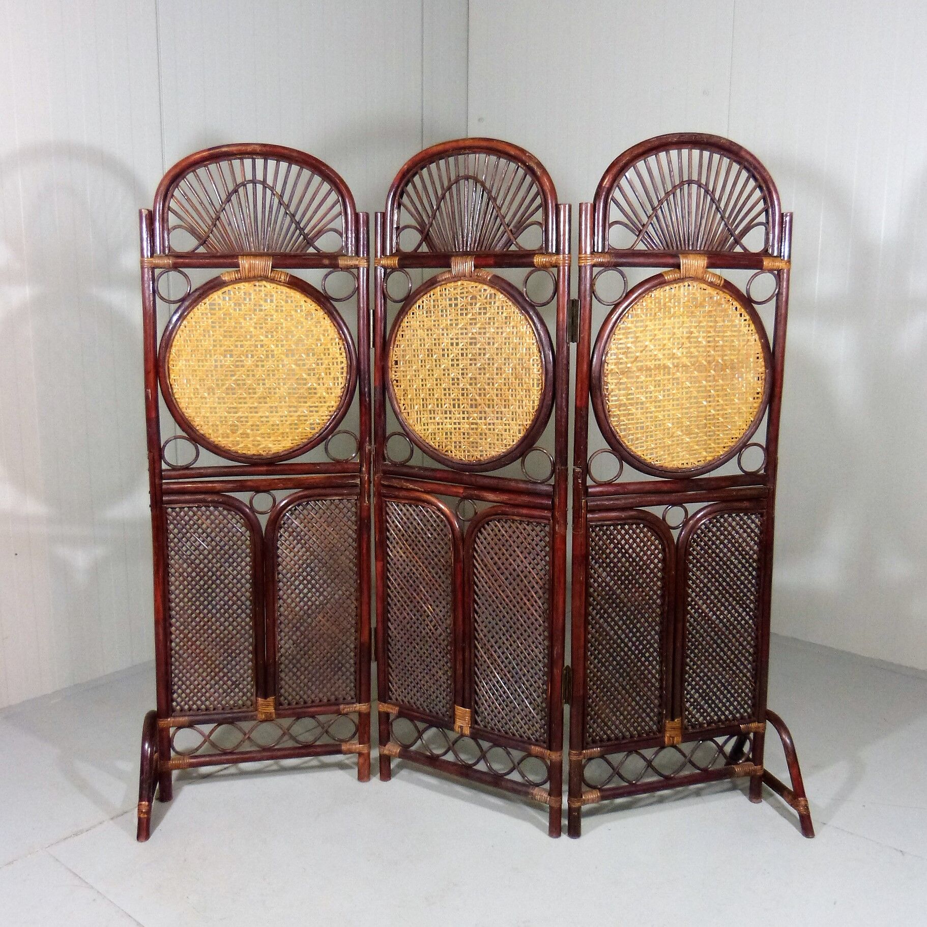 Rattan & wicker folding screen - room divider, 1930’s