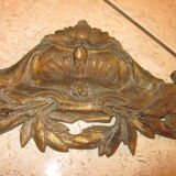 Former fronton in bronze