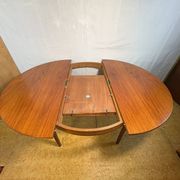 Table à manger ronde extensible en teck rétro des années 1960-1970 par Nathan