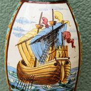 Vase en majolique italienne de Perugia, bateaux