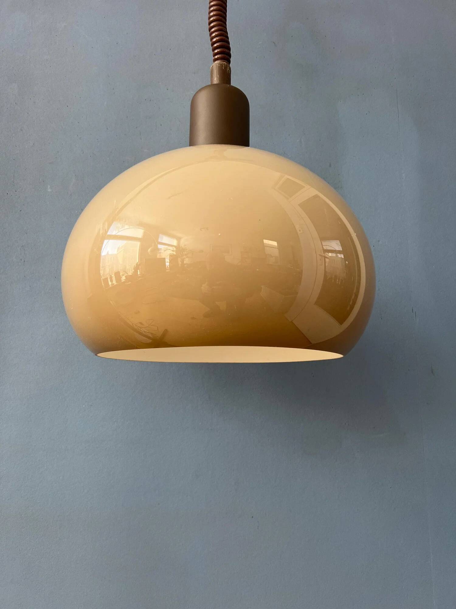 Lampe à suspension champignon vintage de l'ère spatiale du milieu du siècle