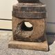 Totem ou sellette réalisée avec une ancienne vis à pressoir fin xixe