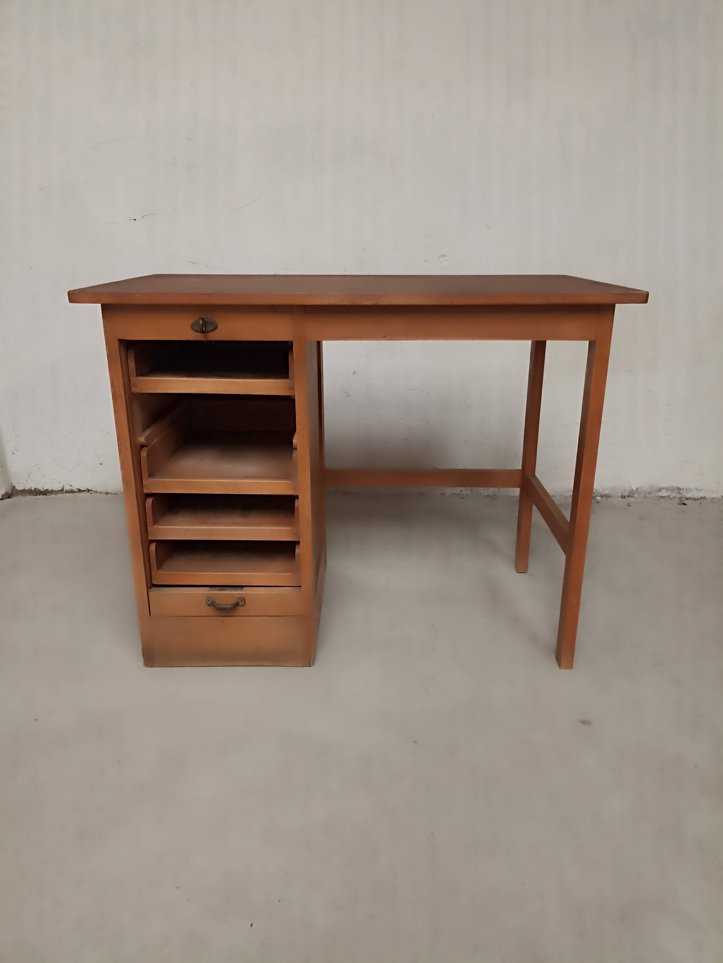 Vintage desk + chairs