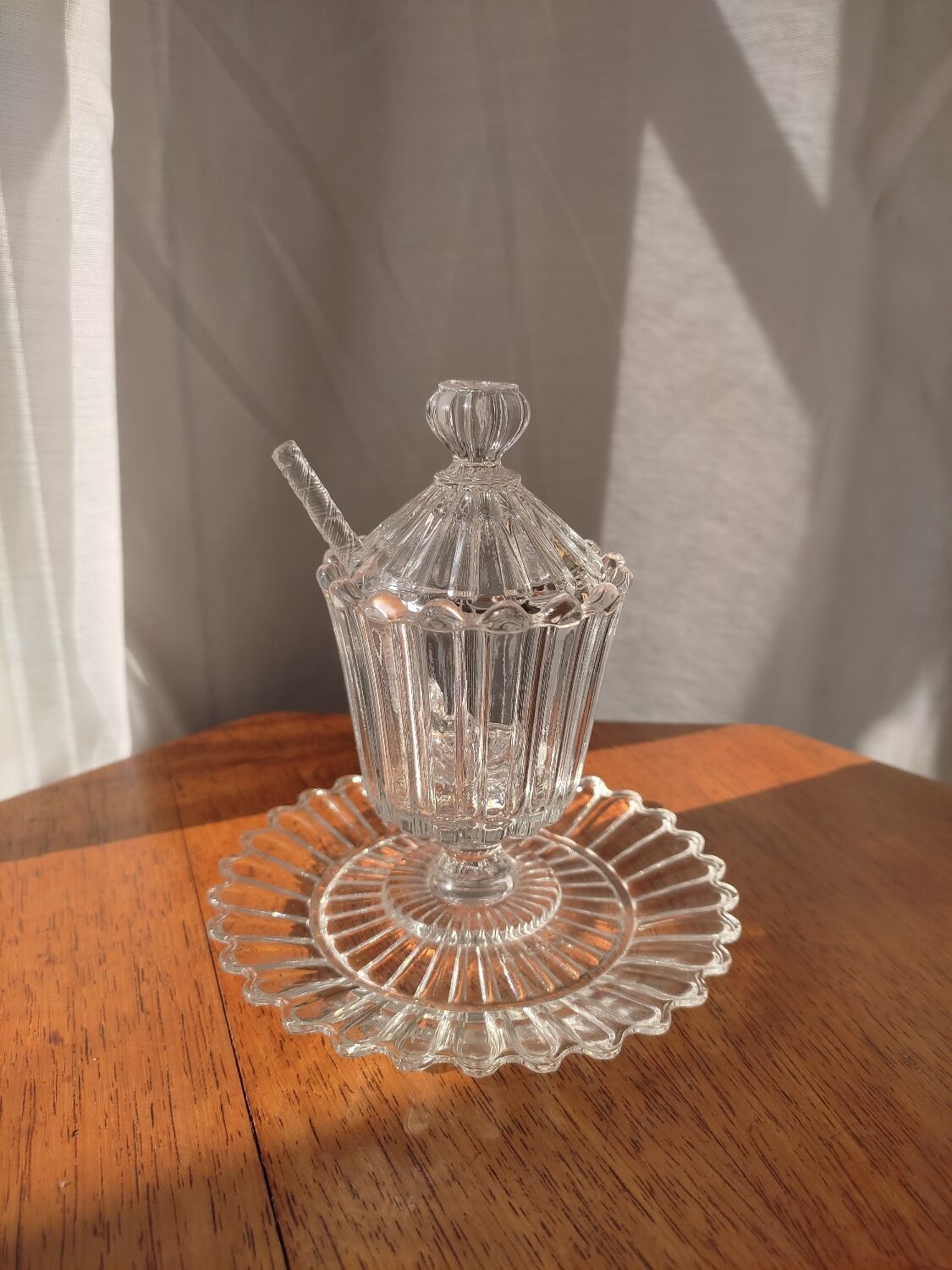 Baccarat crystal mustard