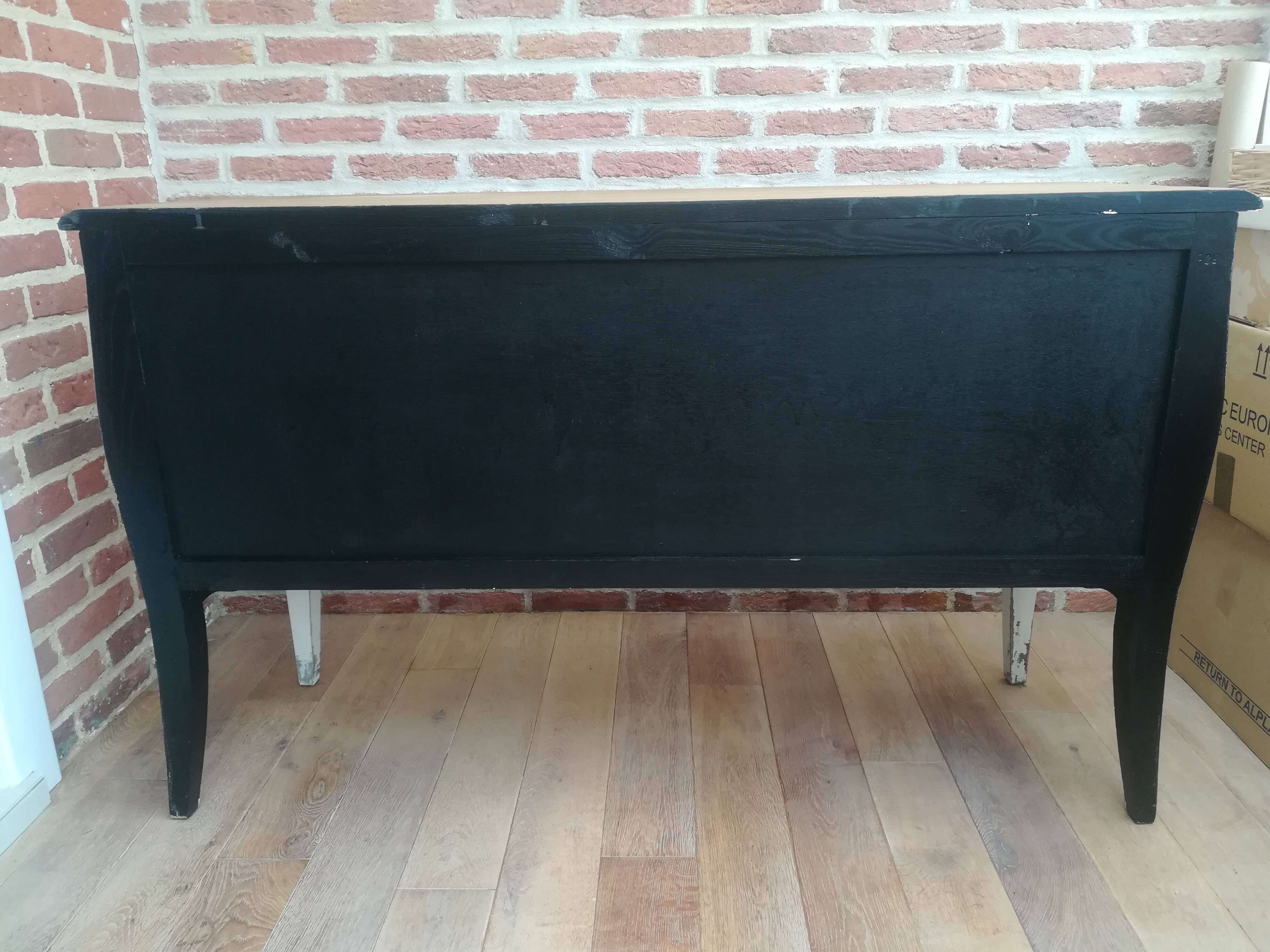 Commode de style Louis XV