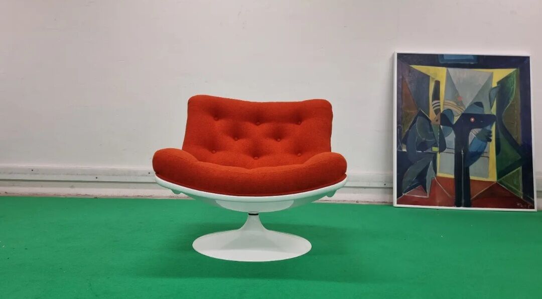 Geoffery Harcourt F975 by Artifort