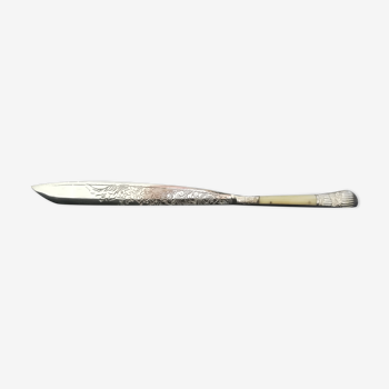 Chambord bread knife by Silea