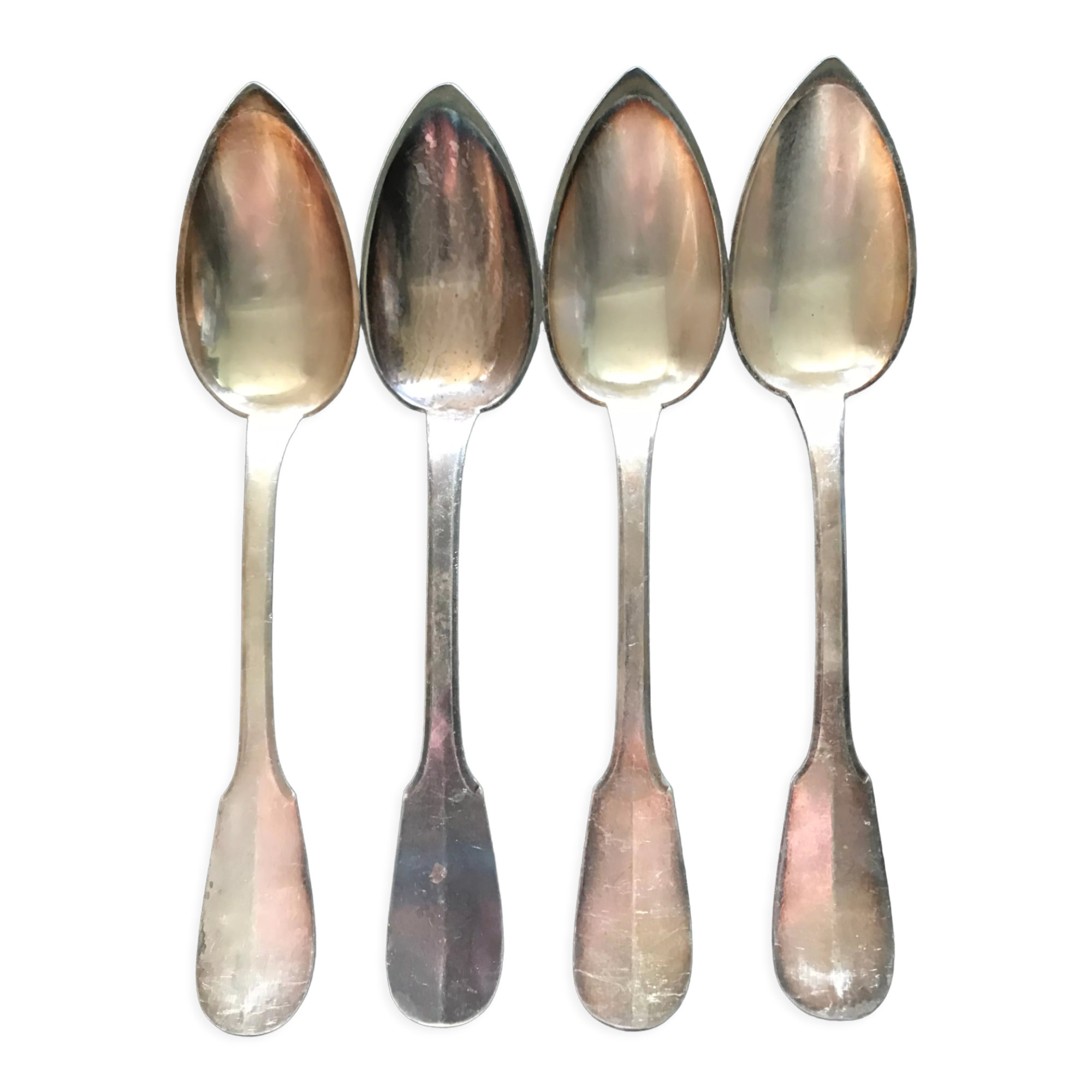Pop-up Christmas 2022 Set of 4 silver spoons dating from the early twentieth century.