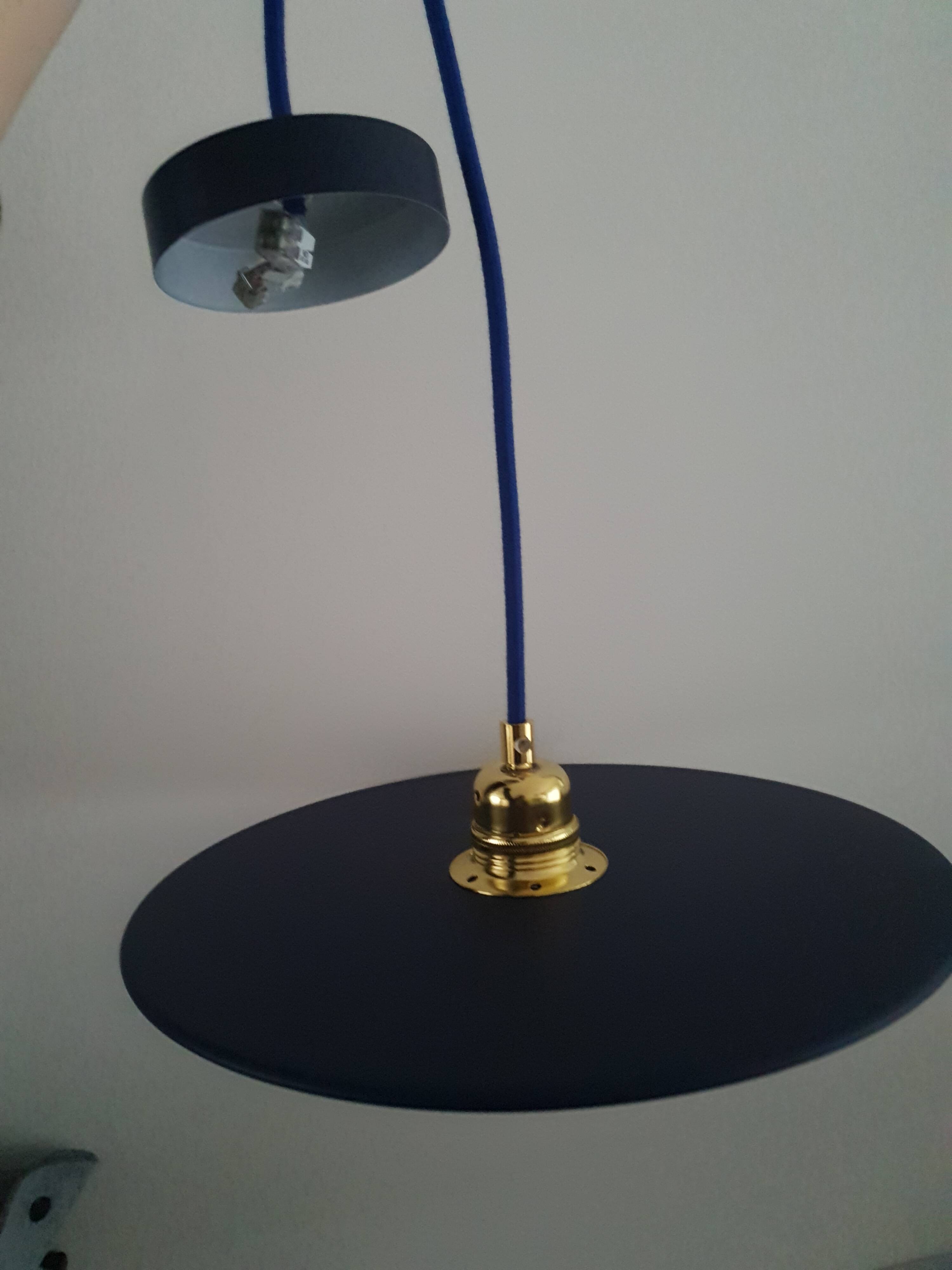 Midnight blue painted metal disc pendant light - blue textile cable