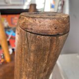 Table basse moderniste brutalist forme-libre reconstruction 1950