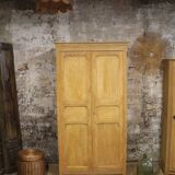 Armoire parisienne