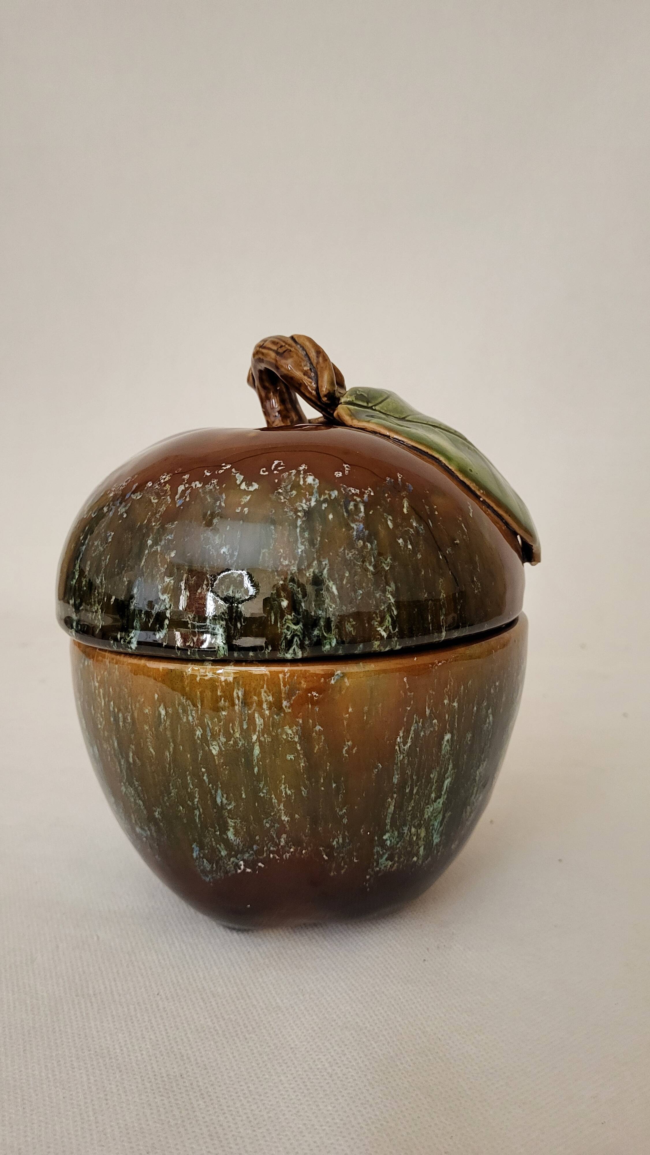 Covered stoneware pot