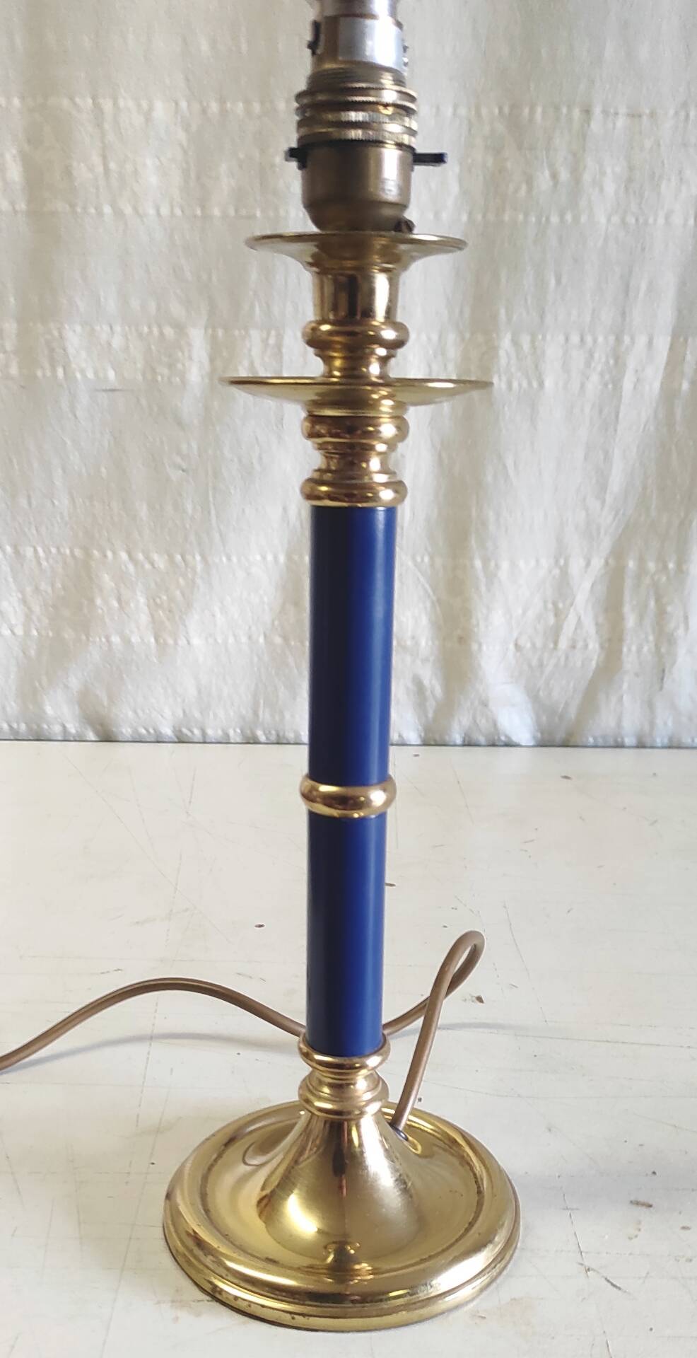 English table lamp base in brass - mid 20th century