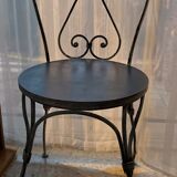 Chaise en fer forgé et bois