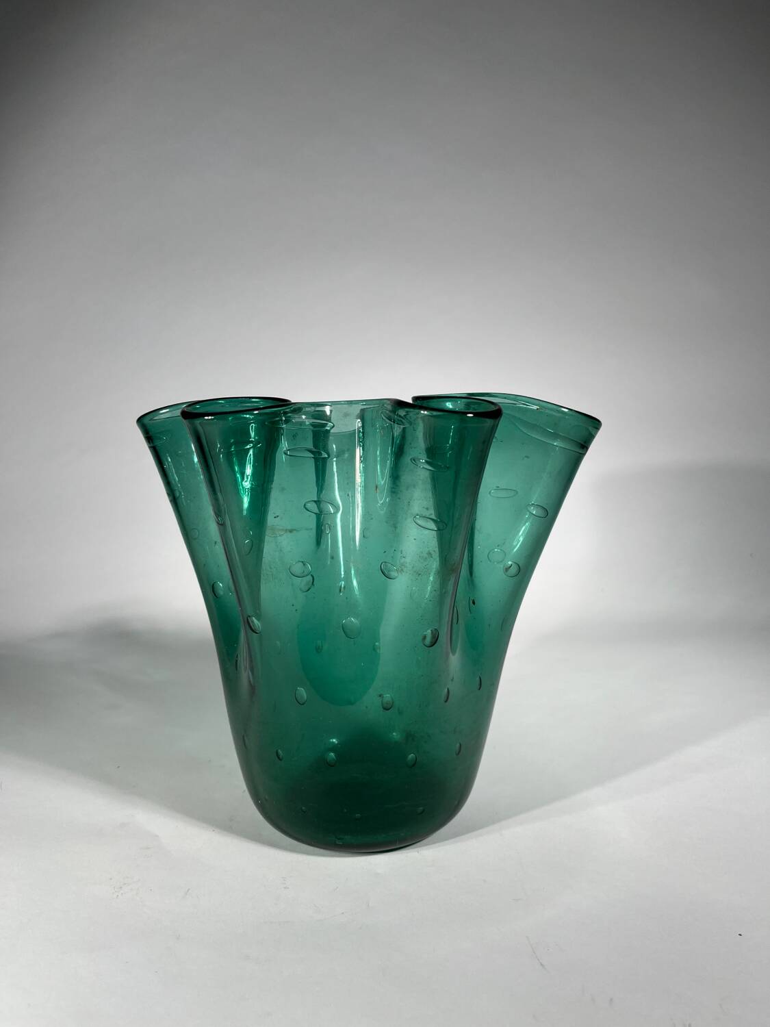 Italian Empoli Murano glass handkerchief vase?