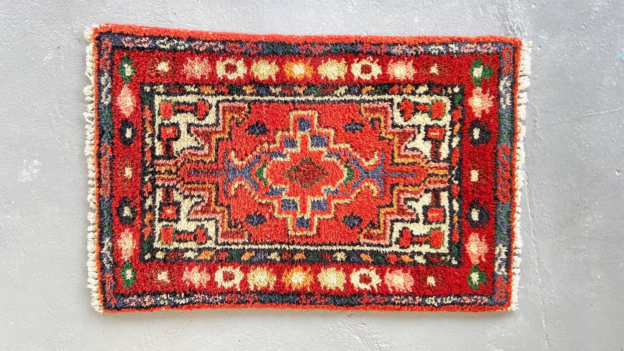 tapis velouré oriental vintage - 40cm x 62cm