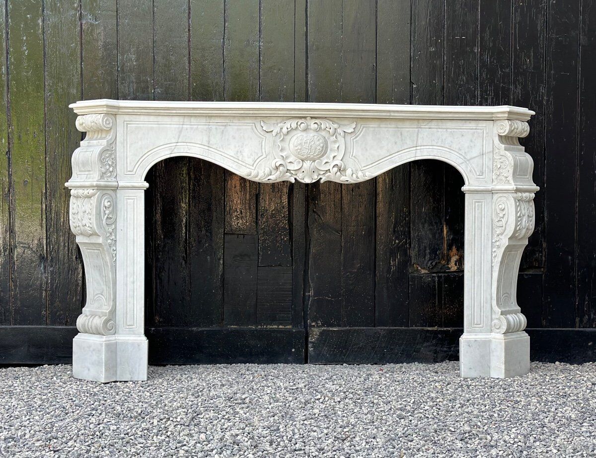 Napoleon III fireplace in Carrara marble, circa 1880