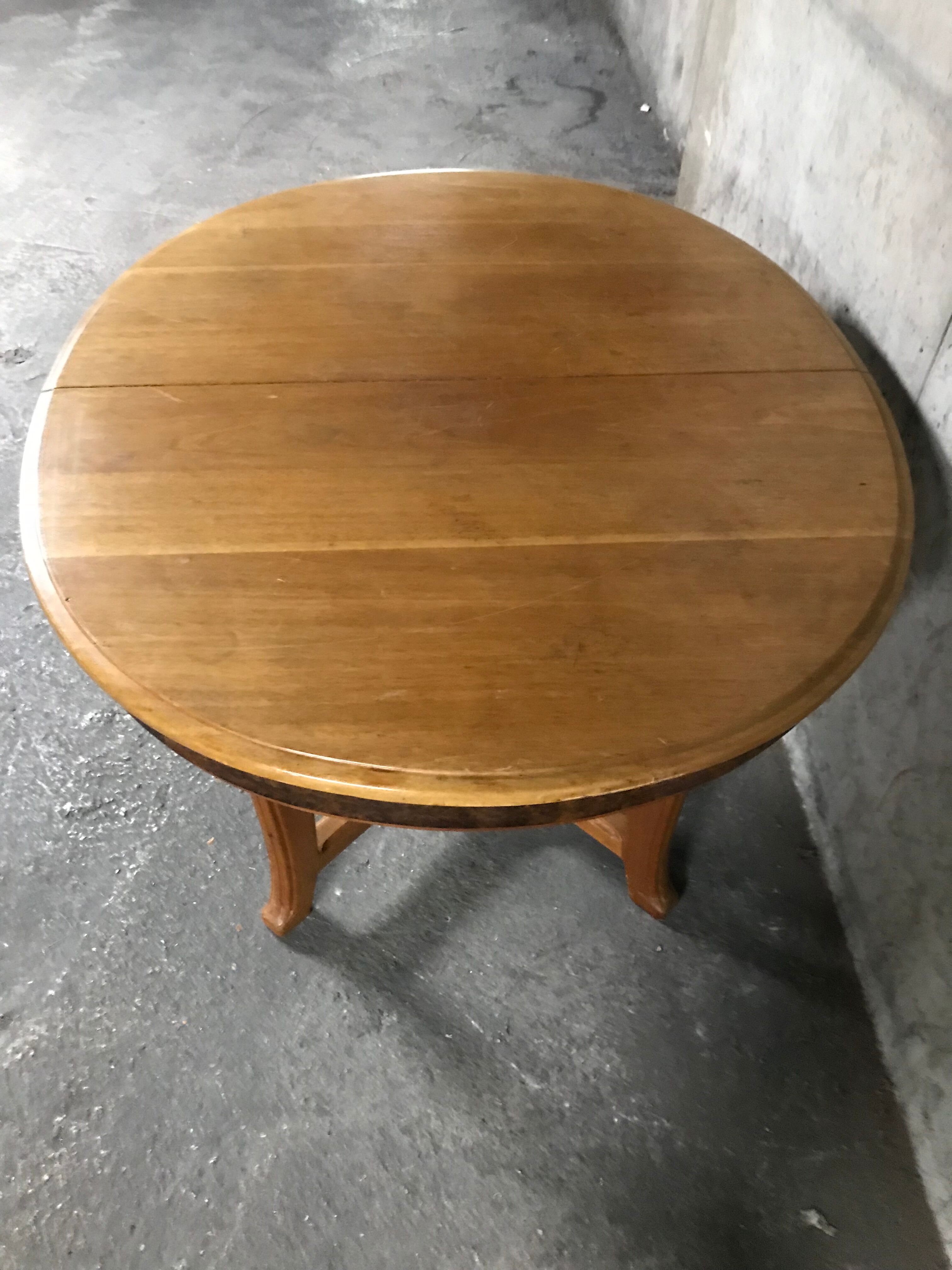 Dining table in art nouveau style 2 extensions