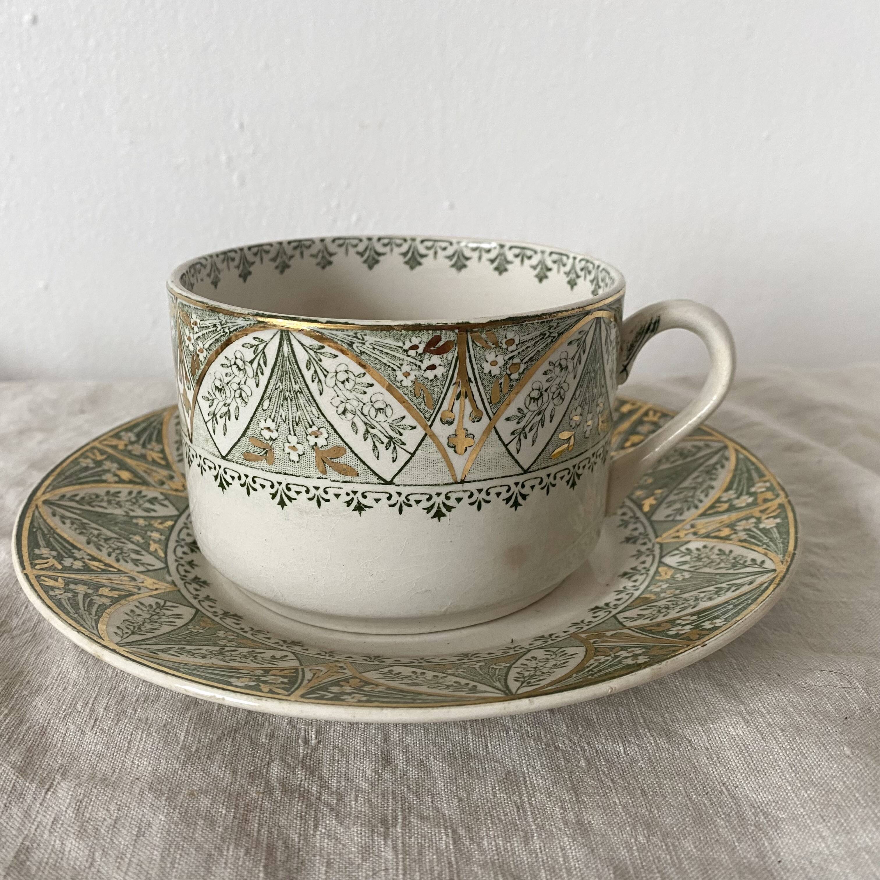 Large cup and saucer in Creil and Montereau ironstone.