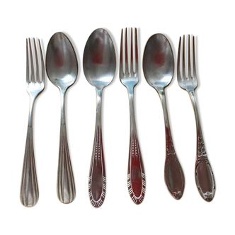 Set of six cutlery with silver metal entremets