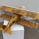 Avion miniature en métal