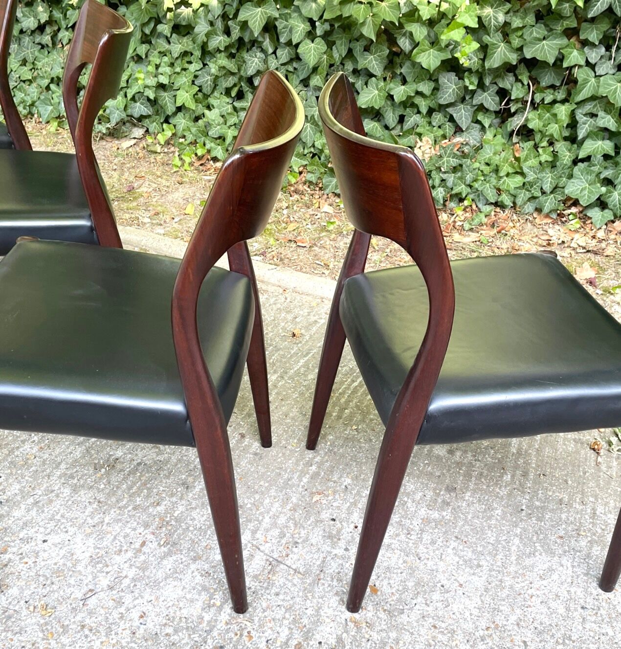 Suite of 4 rosewood chairs by Cor Botenbal for Fristho Franeker