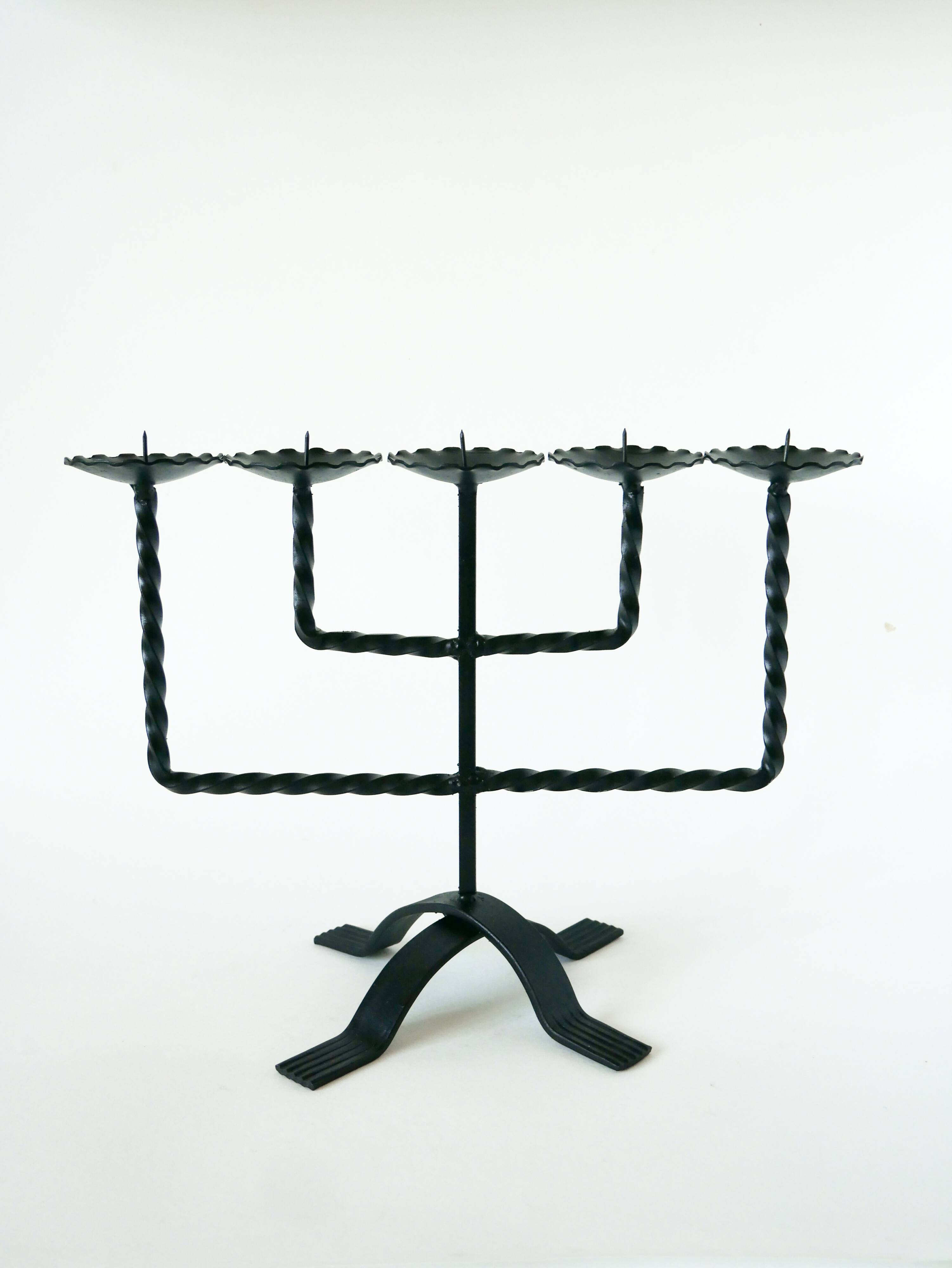 Large five-light wrought iron candle holder, Brutalist, 1970 - 27 X 36 cm