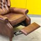 Fauteuil inclinable chesterfield vintage fait main marron