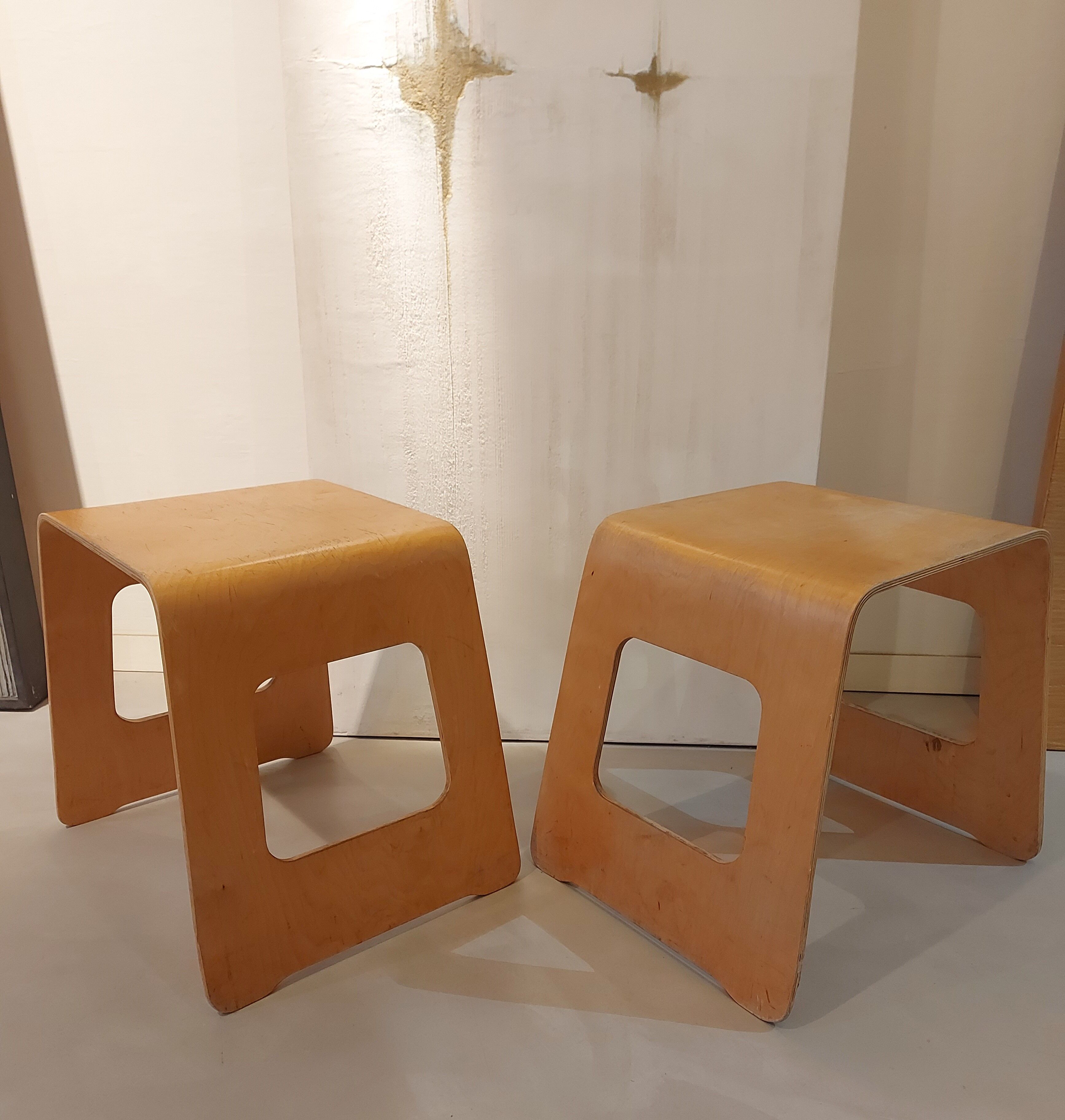 Lisa Norinder's "Benjamin" coffee stool/table for Ikea