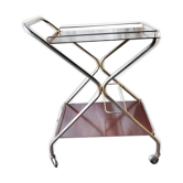 Serving table 1970
