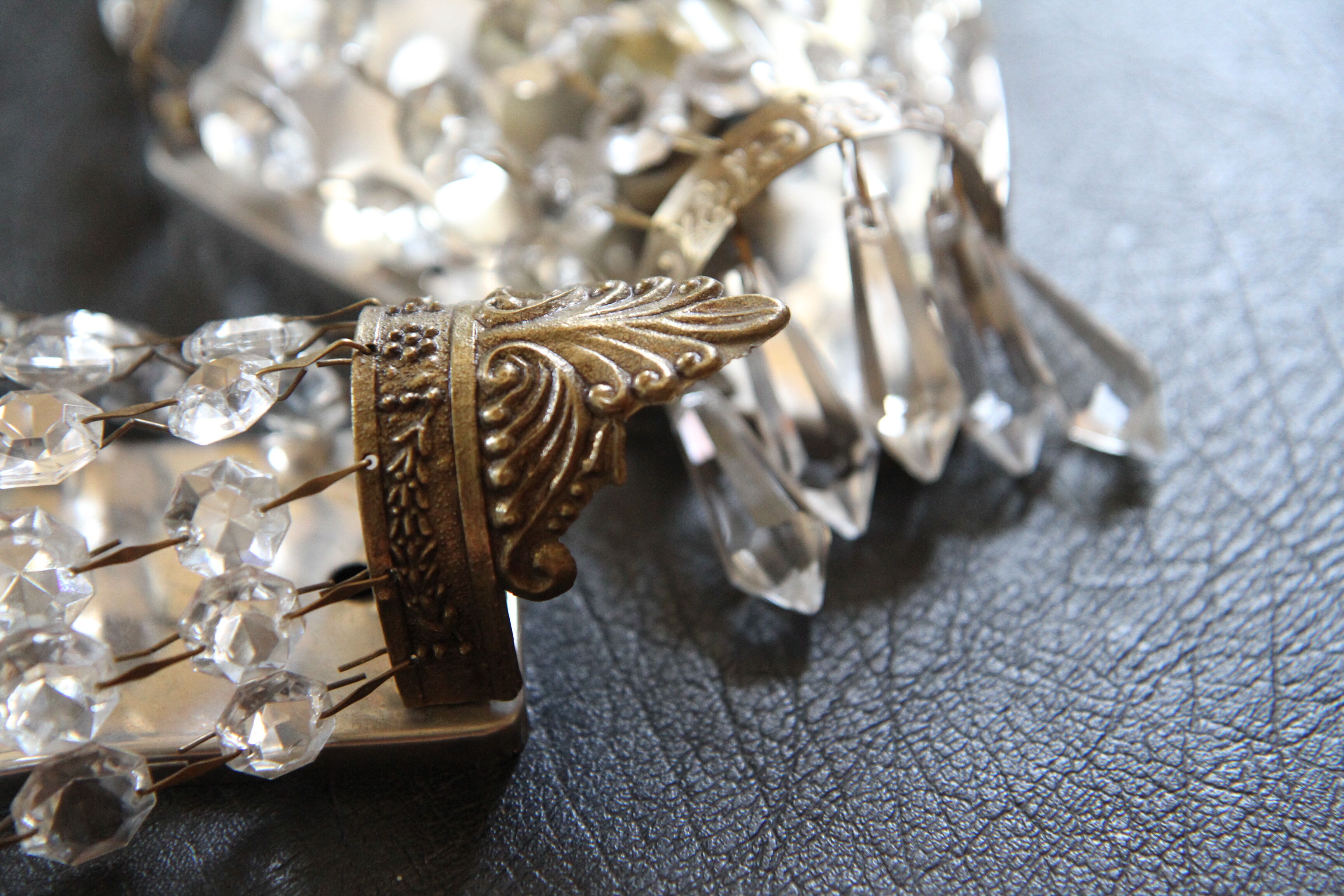 Wall lamps to stamps