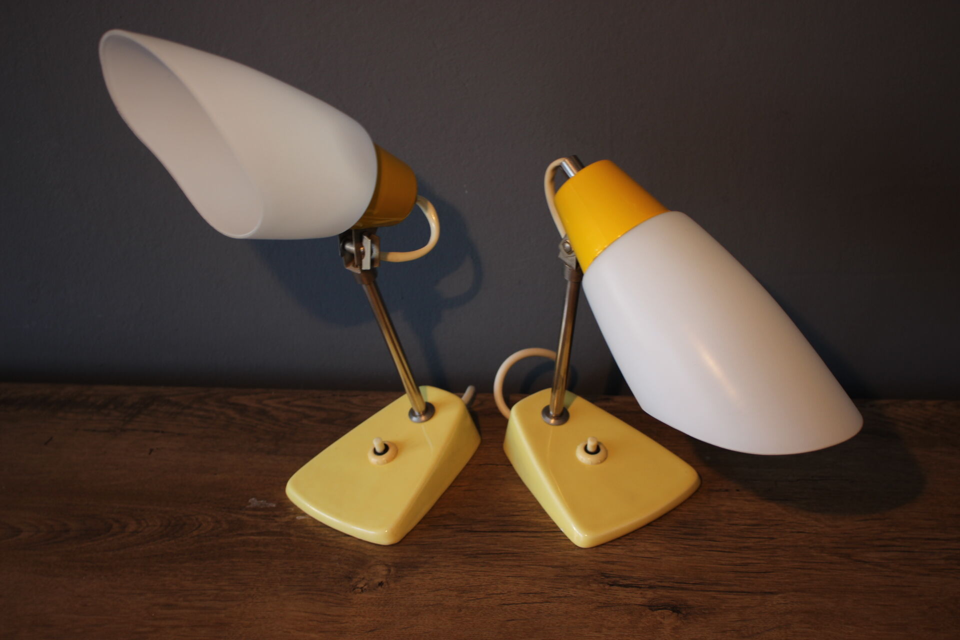 Ensemble de deux lampes de table Kamenický Šenov années 1960.