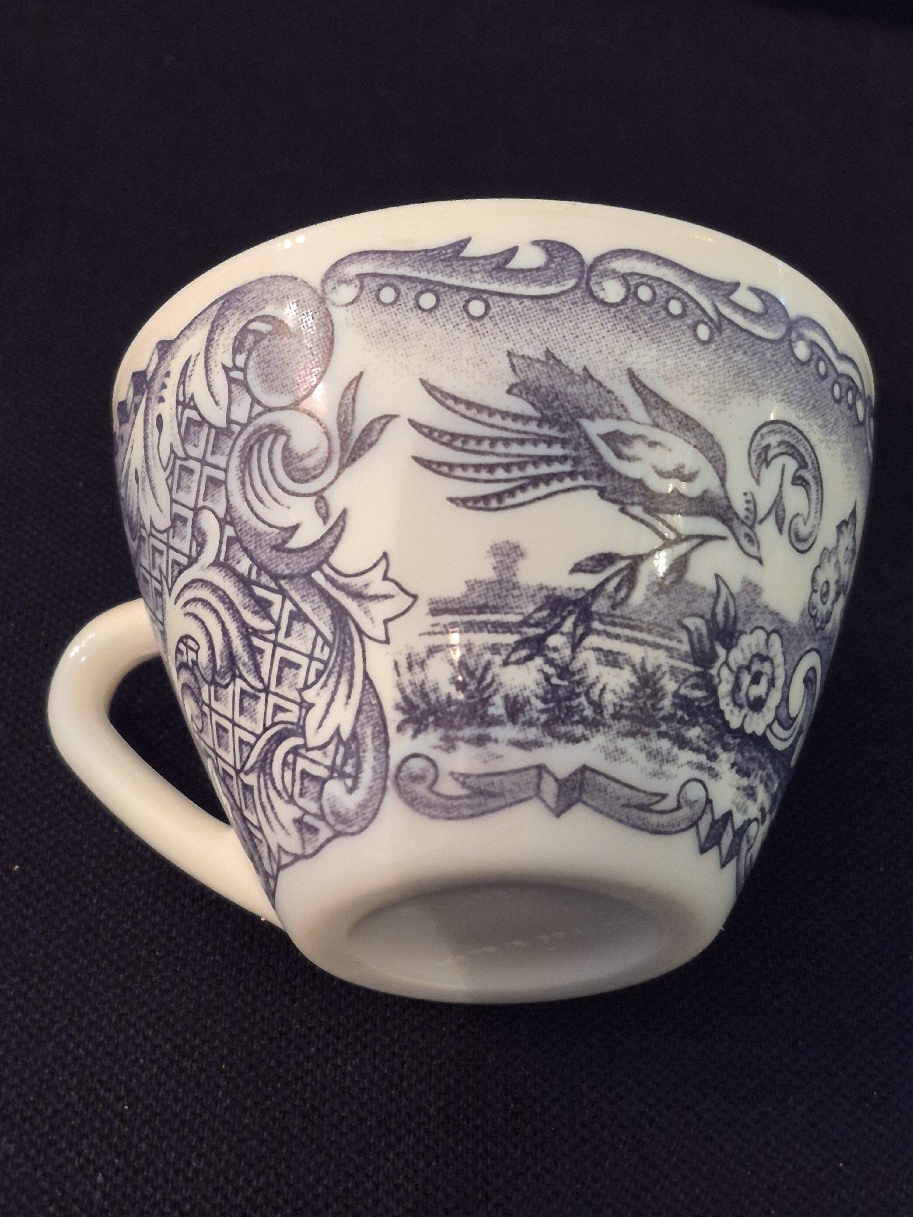 Set of six cups and saucers in opaline, vintage, RIVANEL