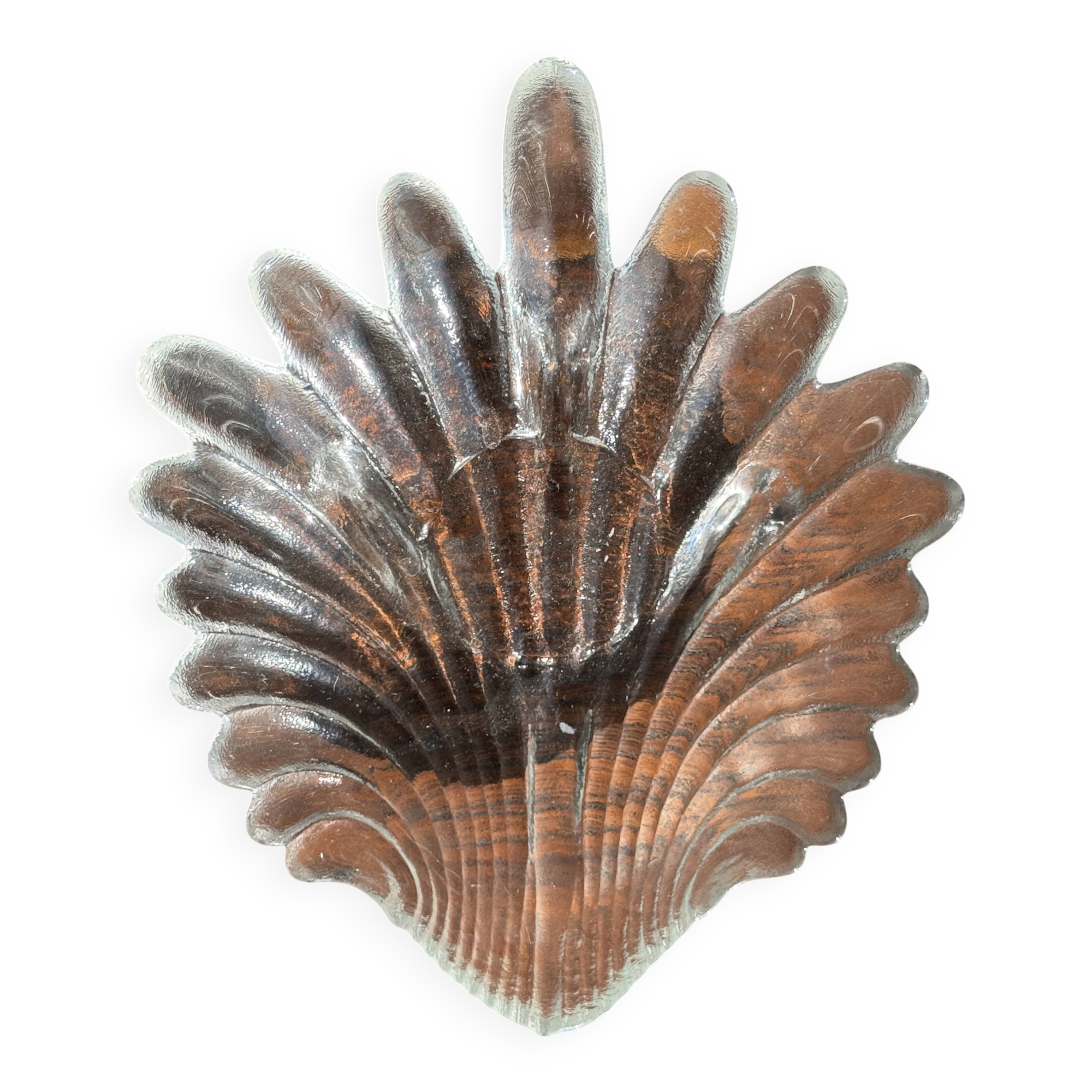 Large stylised shell bowl in vintage glass D22