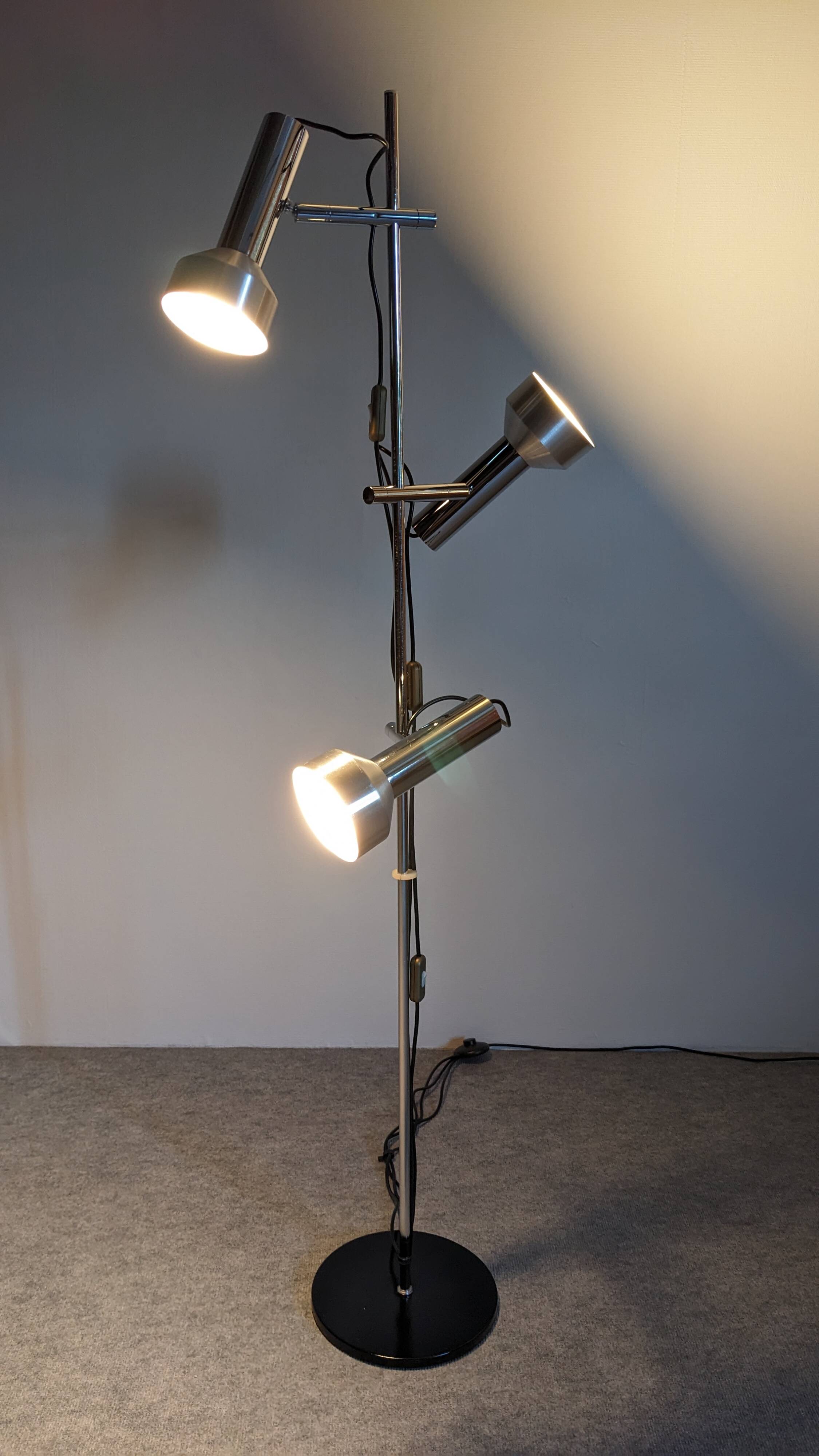 Three-spot floor lamp in chrome metal by Philips, Netherlands circa 1970.