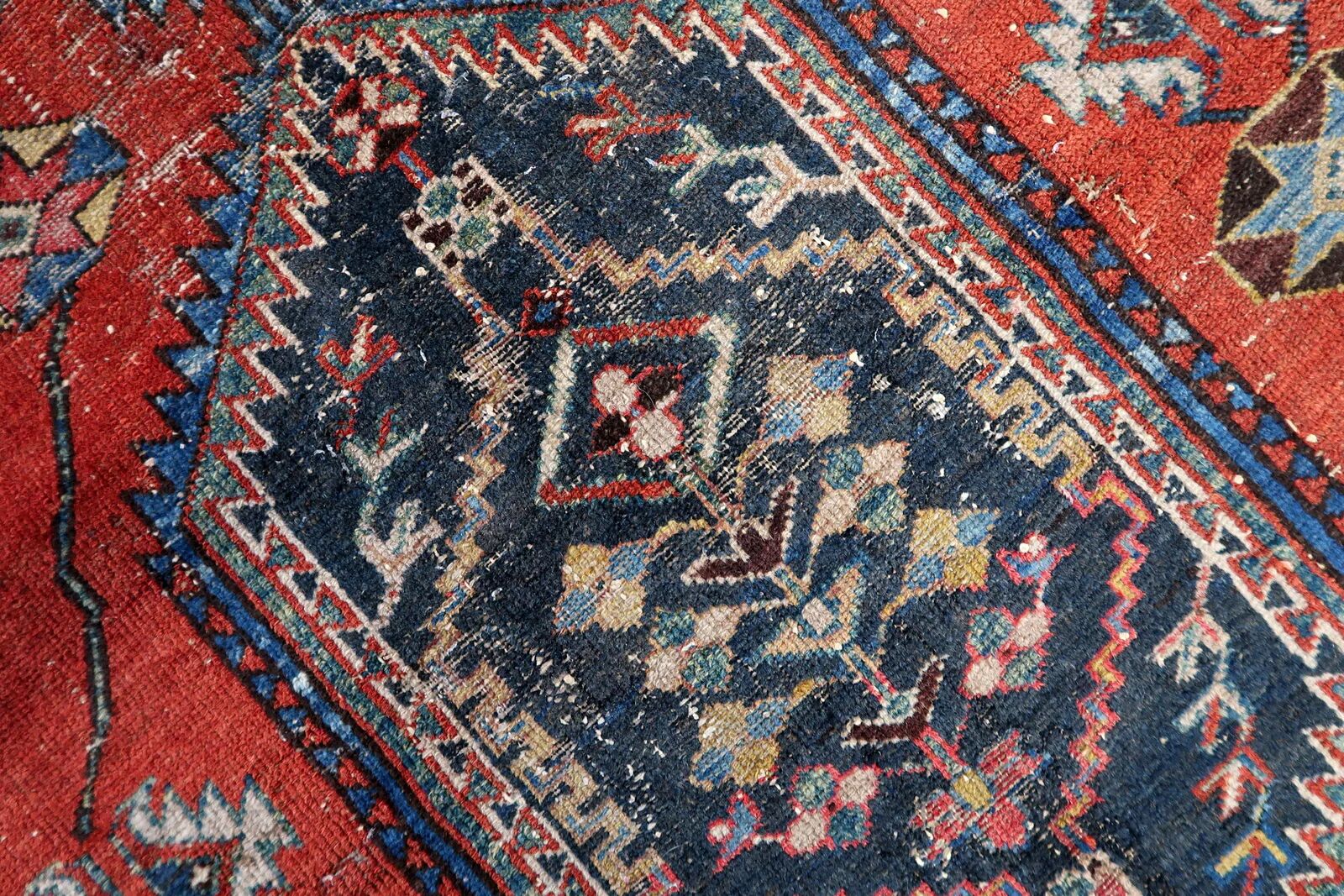 Antique 1920s Persian Hamadan rug, distressed tribal medallion, 128cm x 194cm