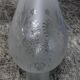 Globe ancien  pour lampe à pétrole  tulipe verre gravé