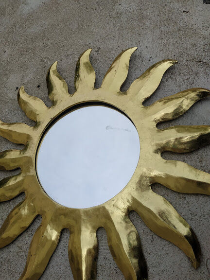 Vintage sun mirror in golden wood 60x60cm