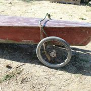 Yole en bois bernic