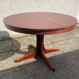 Vintage extendable Scandinavian table