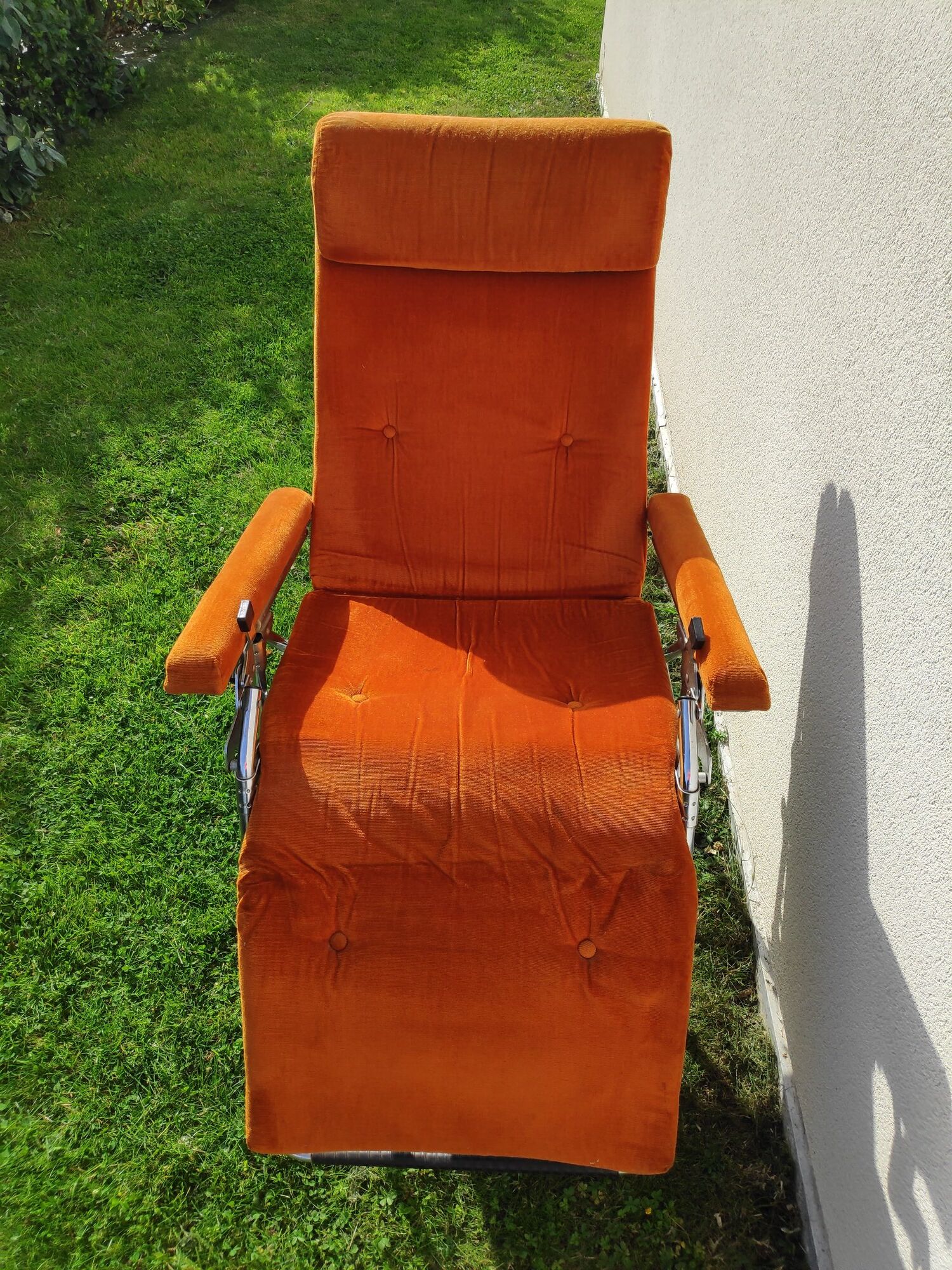 Transat Lafuma Starlax en tubes d'acier & velours orange années 70