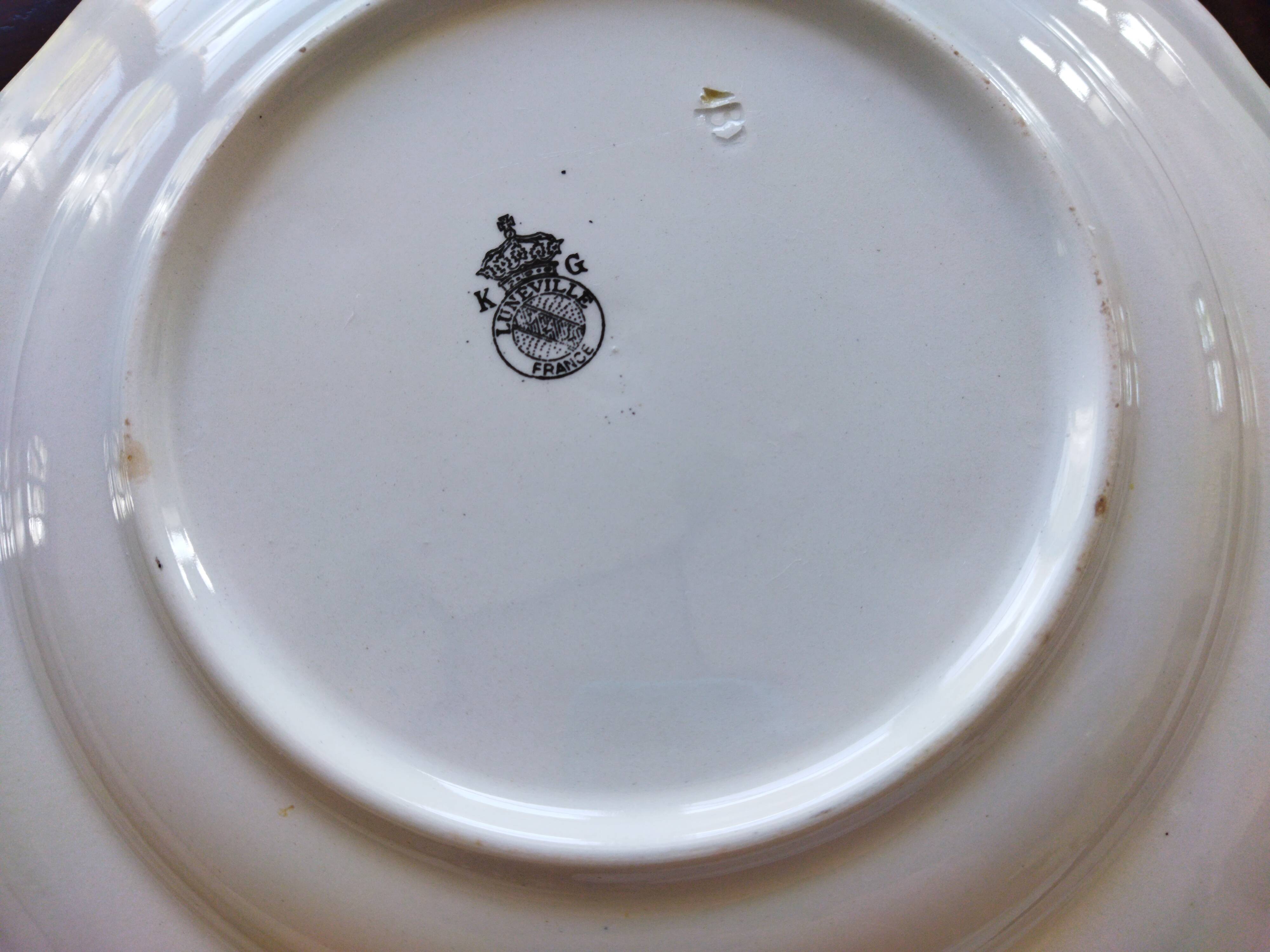 12 "Fine Street Lamp" dinner plates KG Lunéville